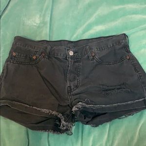 Levi’s 501 black shorts sz 32 (runs small)